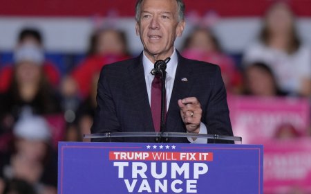 Trump pulls security protections for Mike Pompeo, John Bolton