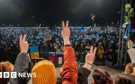 Tens of thousands protest in Slovakia against PM Fico