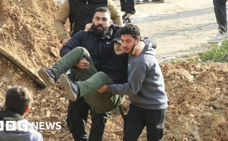 Lebanon says 22 killed by Israeli forces after withdrawal deadline missed