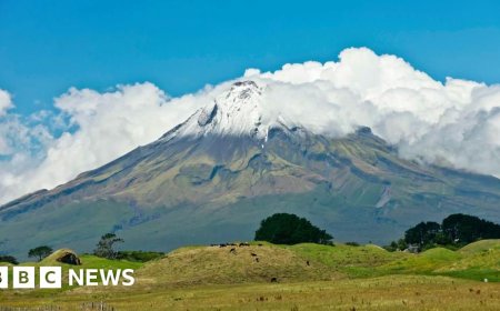 New Zealand mountain gets same legal rights as a person