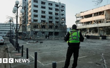 One killed in ballistic missile attack on Kyiv, Ukraine says