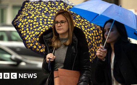 Top prosecutor resigns after being told to drop case against NYC mayor Eric Adams