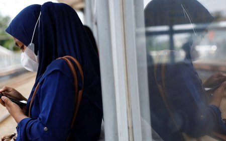 After Australia’s ban, Indonesia mulls minimum age for social media