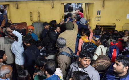Stampede at New Delhi railway station kills at least 18 people