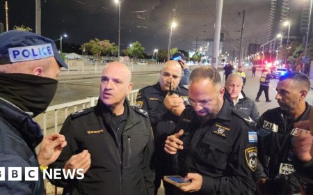 Three buses explode in Israel in 'suspected terror attack', police say