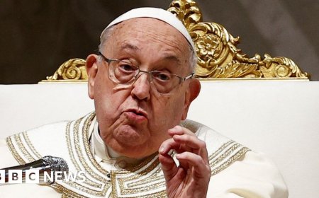 Pope asks for prayers in message from hospital