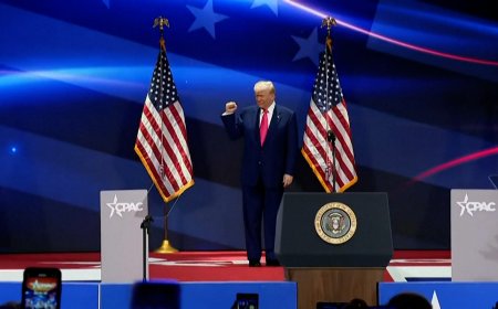 Video: Trump lauds first month back in power before adoring crowd at CPAC