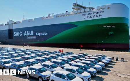 Trump says US will impose additional 10% tariff on China