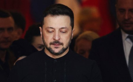 Ukraine’s Zelenskyy ‘ready’ for minerals deal after bust-up with Trump