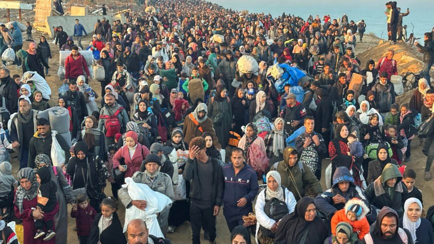 Palestinians return to north Gaza