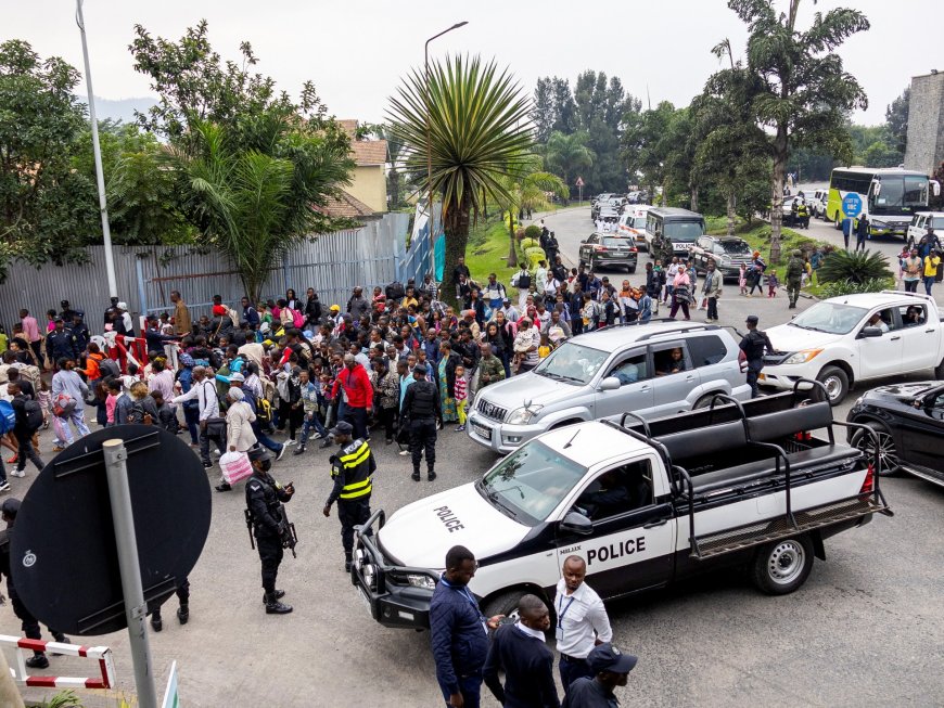 Many bodies on the streets, hospitals struggling as Goma battles intensify