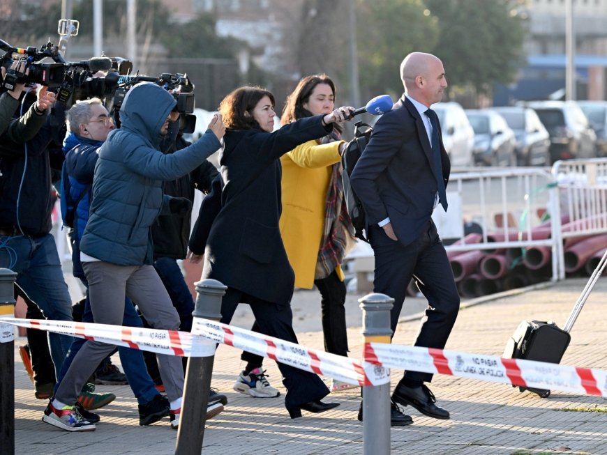 Rubiales ‘totally sure’ Hermoso consented to kiss at World Cup, trial hears
