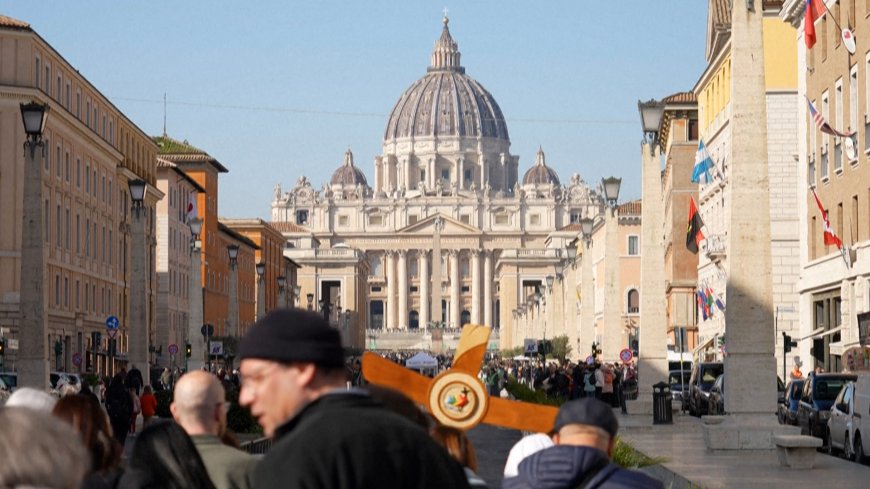 Pope Francis ‘not out of danger’ as doctors keep him hospitalised